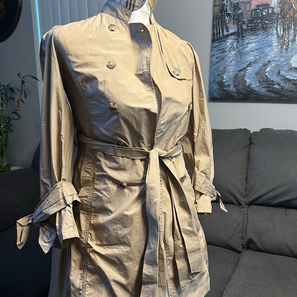 COPY - Burberry coat